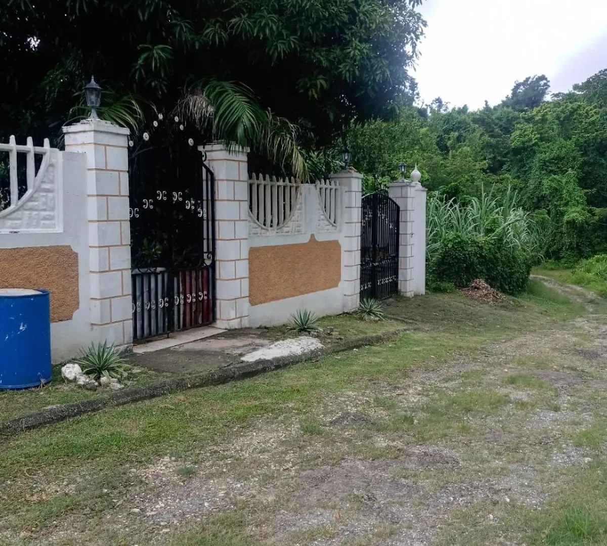 Mumatt'S Guesthouse Port Antonio